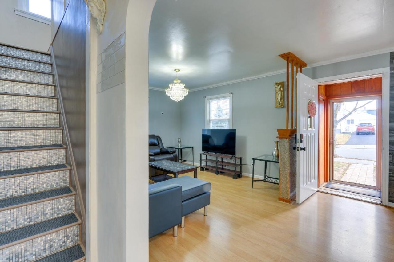 Quaint Clifton Home About 20 Mi To Manhattan! 외부 사진